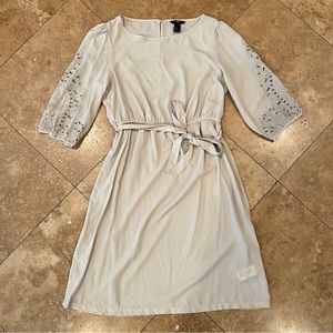 NWOT H&M beige quarter sleeve dress size 10